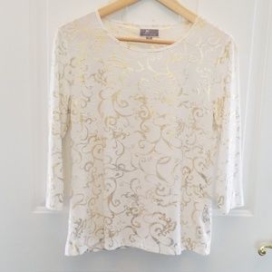 Top - Great for the holidays